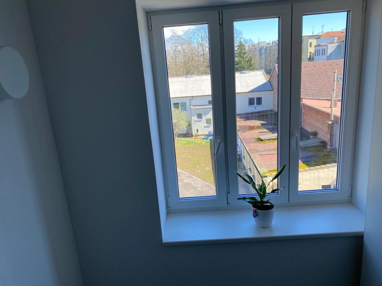 Апартаменты Perla Hradce 101 Градец-Кралове Экстерьер фото